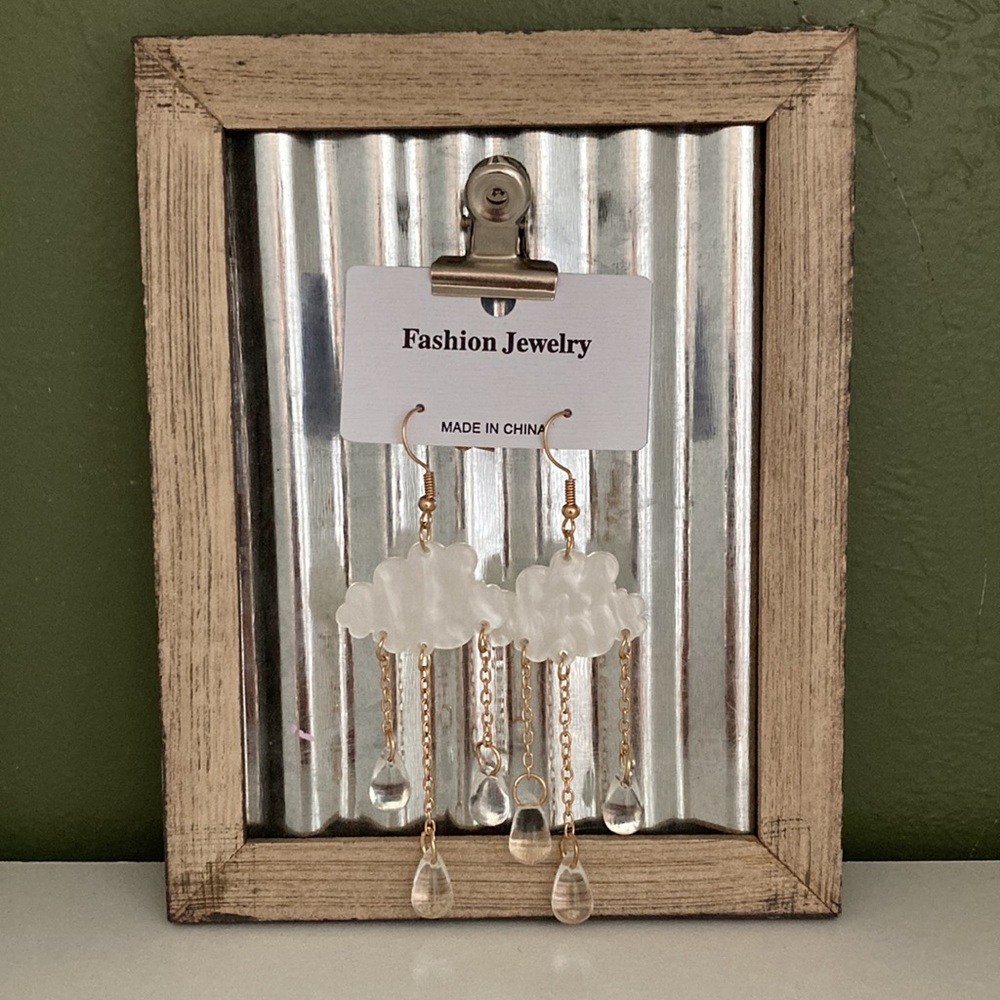 NEW Raining Cloud earrings! - Picture 15 of 15